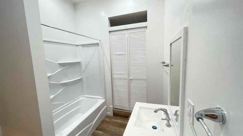 415 Perry St #A - Photo 5 of 7