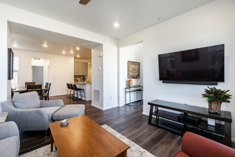444 Tigercat Way - Photo 3 of 20