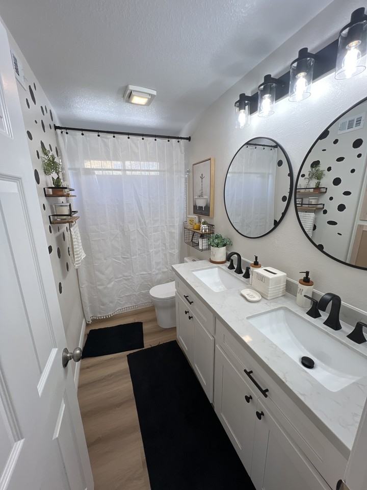 987 Montague Cir #1 - Photo 7 of 9