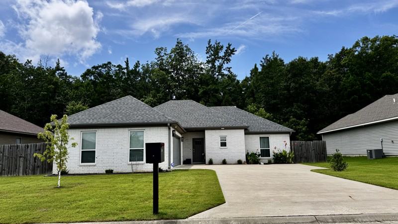5438 Heritage Valley Dr - Photo 2 of 20