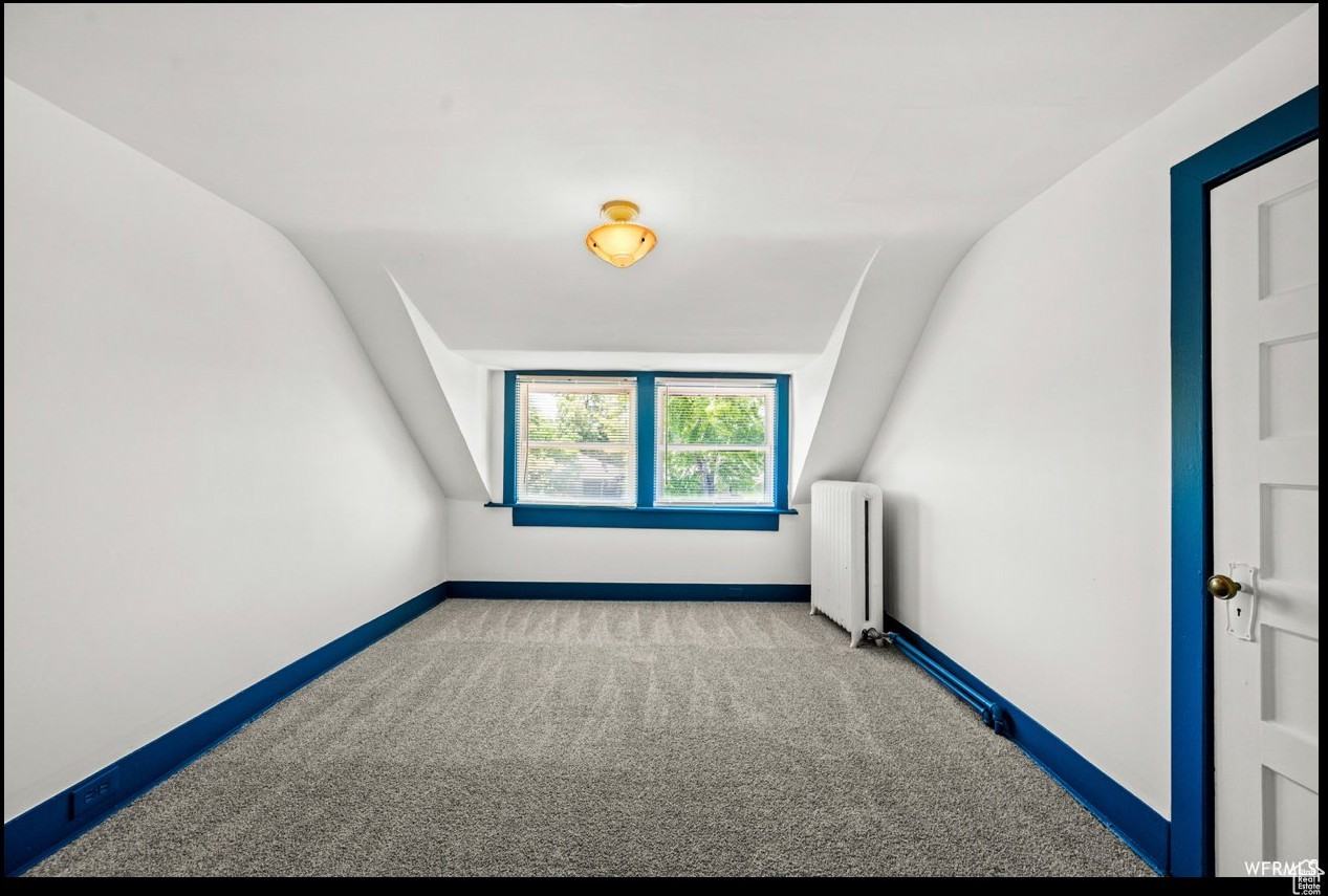 1027 E Emerson Ave #B - Photo 4 of 14