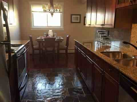 10745 83 Ave Nw - Photo 5 of 20