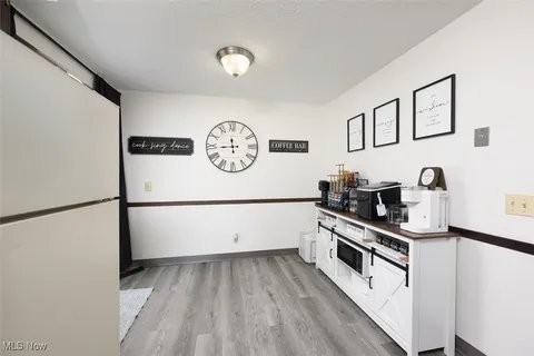 227 Berger St N - Photo 3 of 8