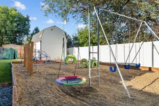 12738 Se - Photo 1 of 1