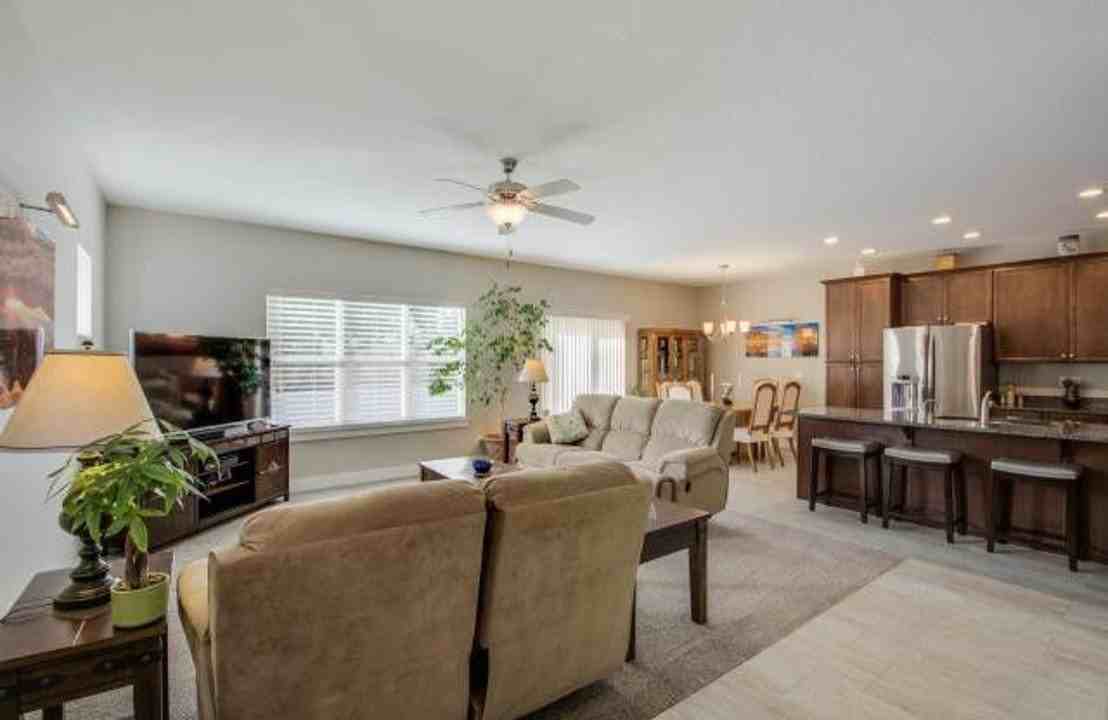 461 E Windy Garden Ln - Photo 3 of 19