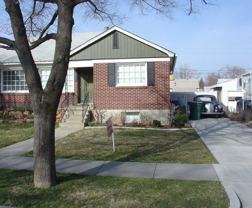 1394 S Green St - Photo 1 of 1