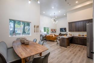302 40th St #3 - Photo 1 of 1