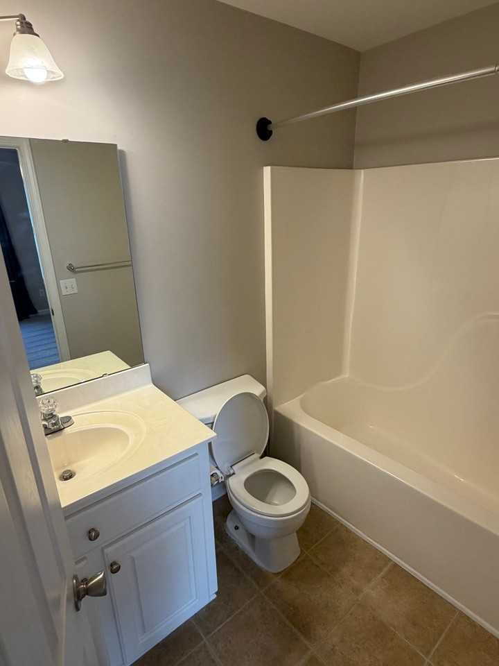 31 Magnolia Glen Ln - Photo 7 of 9