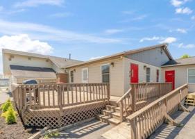 featured image of 3786 Broadway St #5