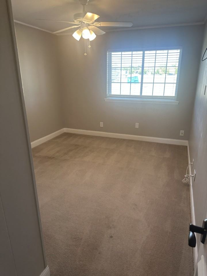 105 Acker St #NA - Photo 5 of 33