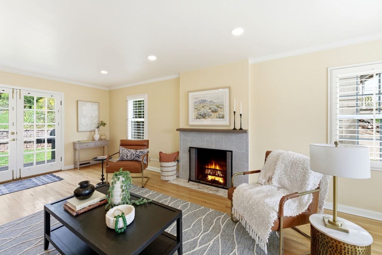 709 E 11th Ave - Photo 3 of 20