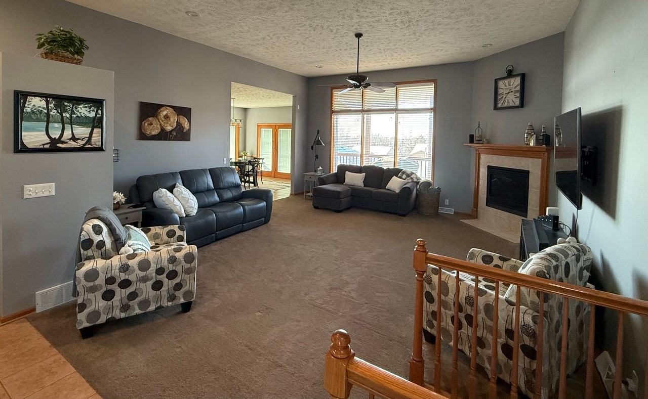 3852 N 209th St - Photo 2 of 30