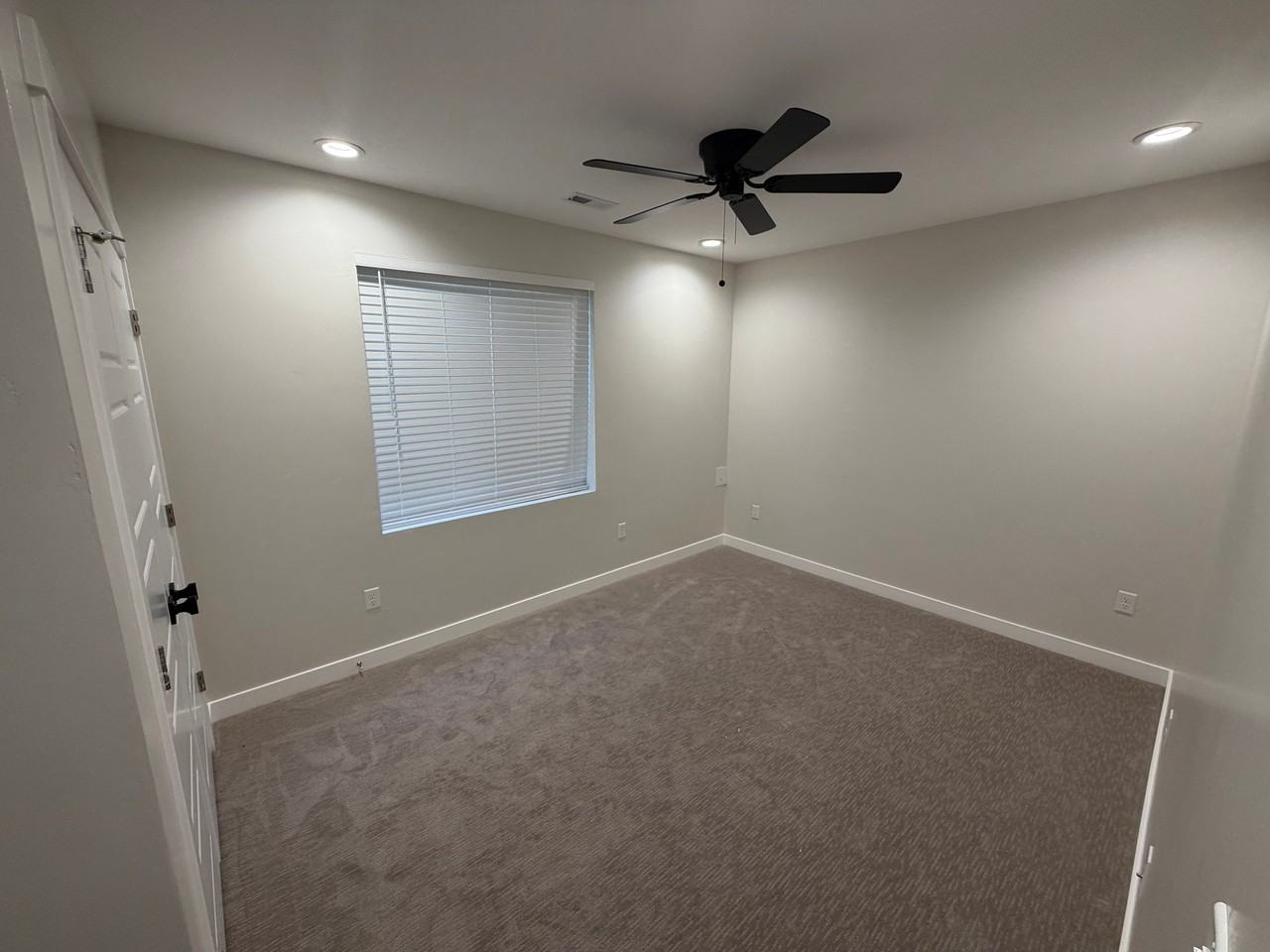 4384 W Lower Meadow Dr #B - Photo 3 of 8