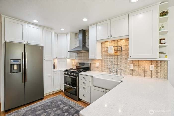 4019 Ne 60th St - Photo 6 of 20