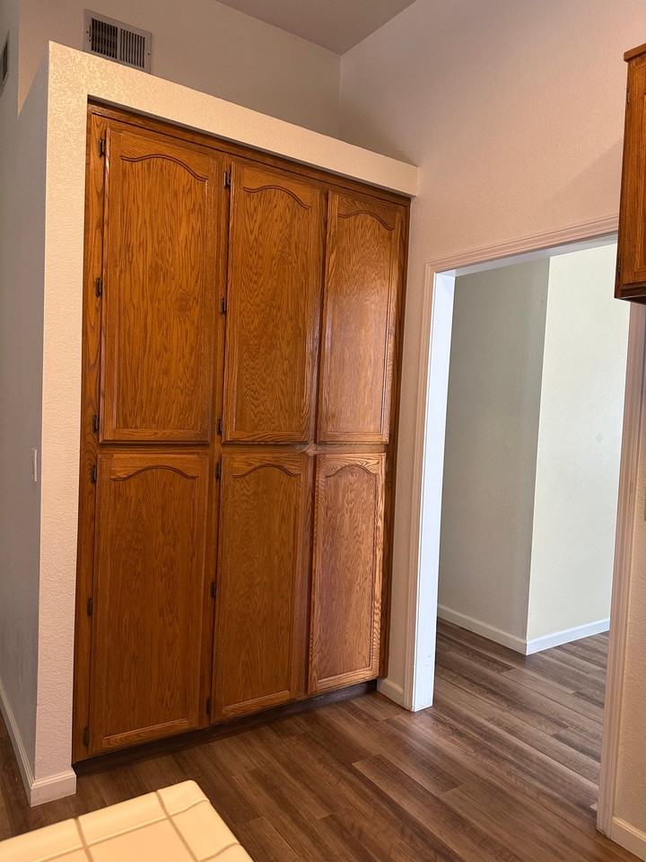 643 Lunardi Way - Photo 4 of 15