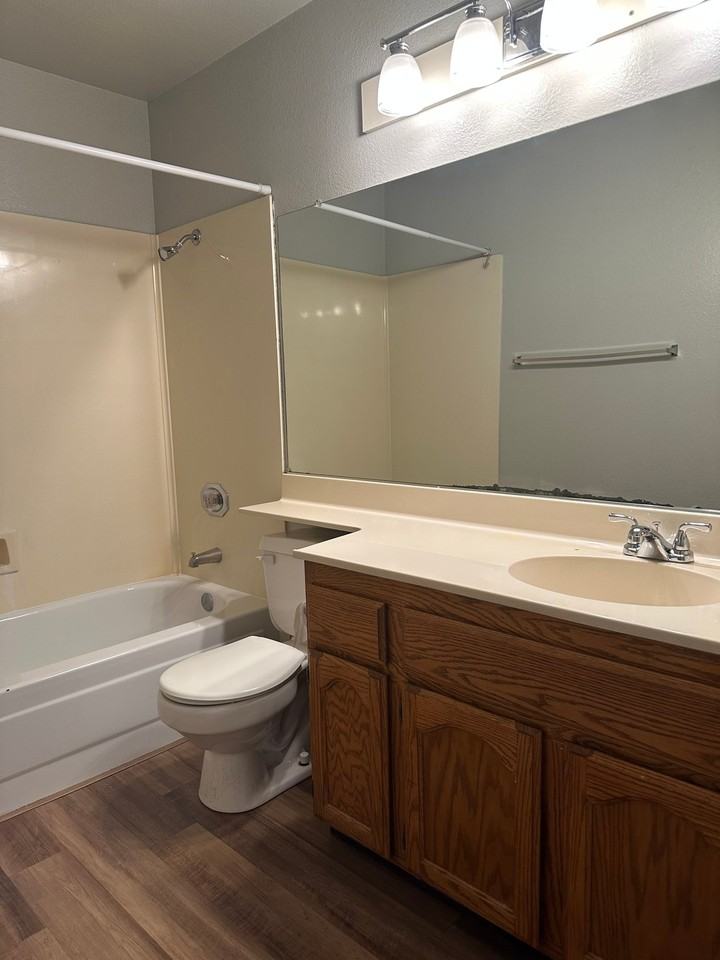 643 Lunardi Way - Photo 6 of 15