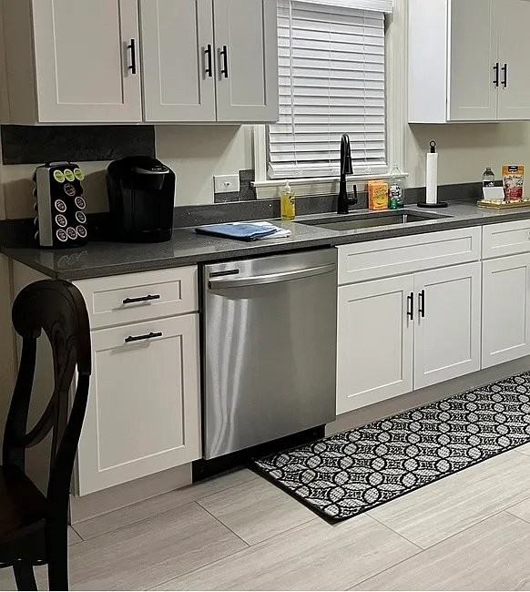 310 W Hillside Ave - Photo 2 of 11