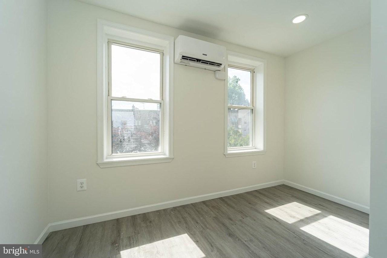 3435 Hickory Ave - Photo 4 of 10