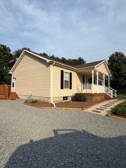10457 Hughes Ln - Photo 3 of 17