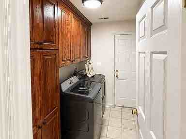 205 Lynnwood Gold Ct #1 - Photo 2 of 16