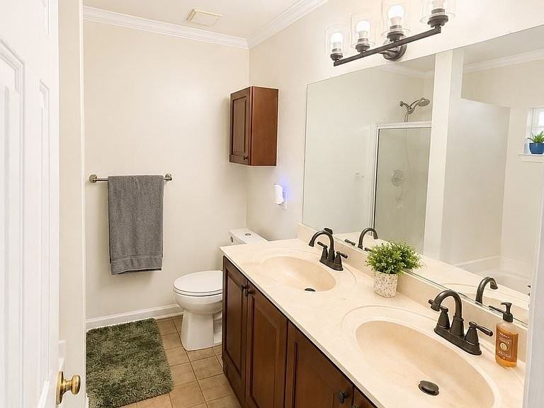 205 Lynnwood Gold Ct #1 - Photo 6 of 16