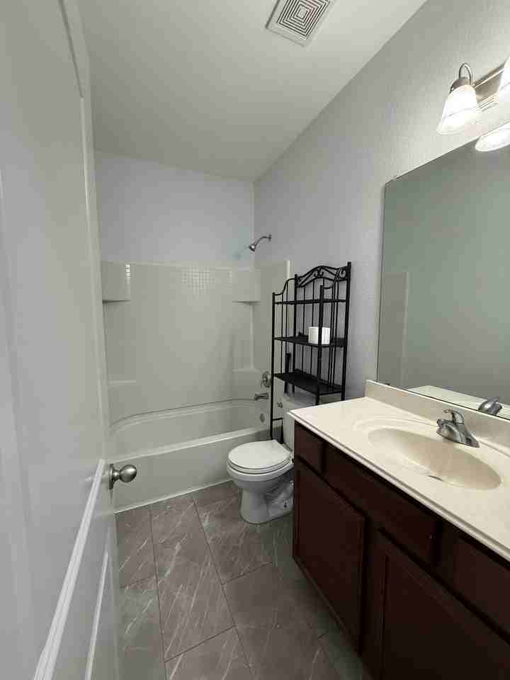 19208 Ellary Ln - Photo 7 of 17