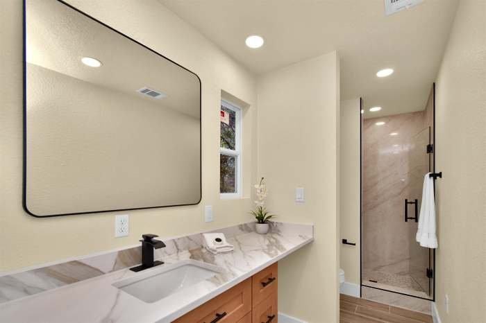 232 County Road - Photo 6 of 18