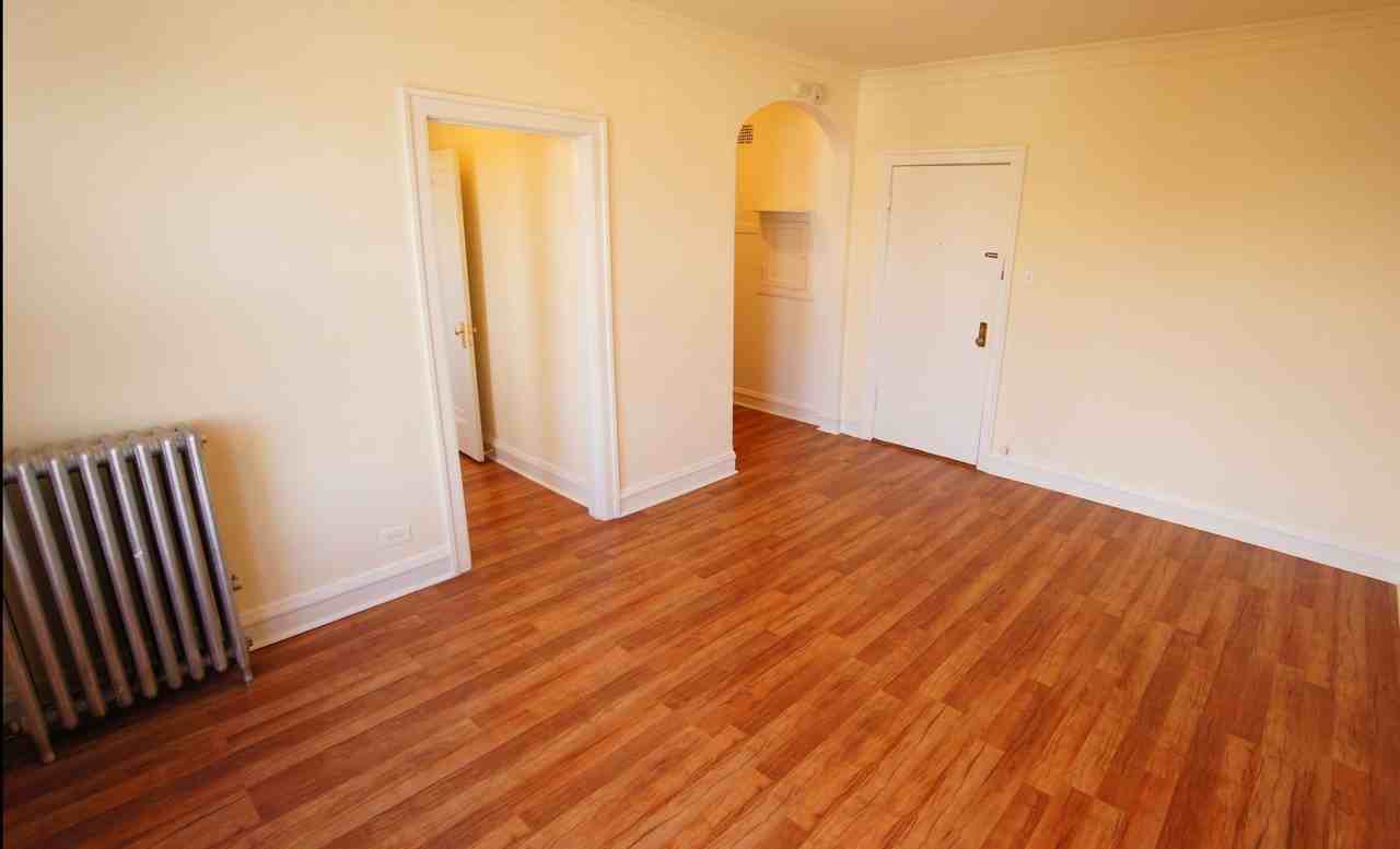 2534 N Sawyer Ave #209 - Photo 2 of 5