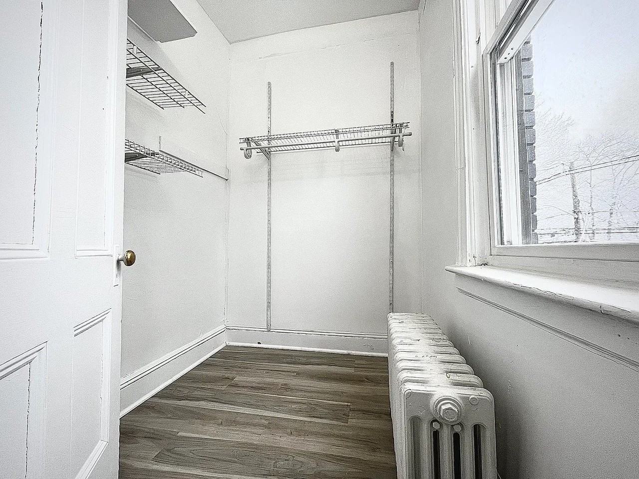 370 Main St Fl 2 - Photo 7 of 8