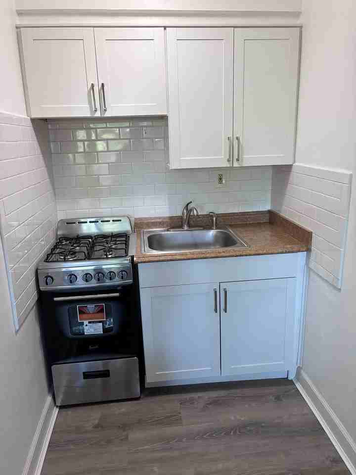 801 Greenway Ct #B5 - Photo 7 of 18