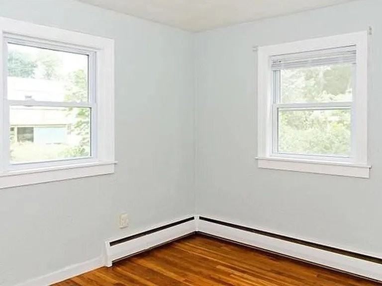 21 Wesleyan Ter - Photo 3 of 9