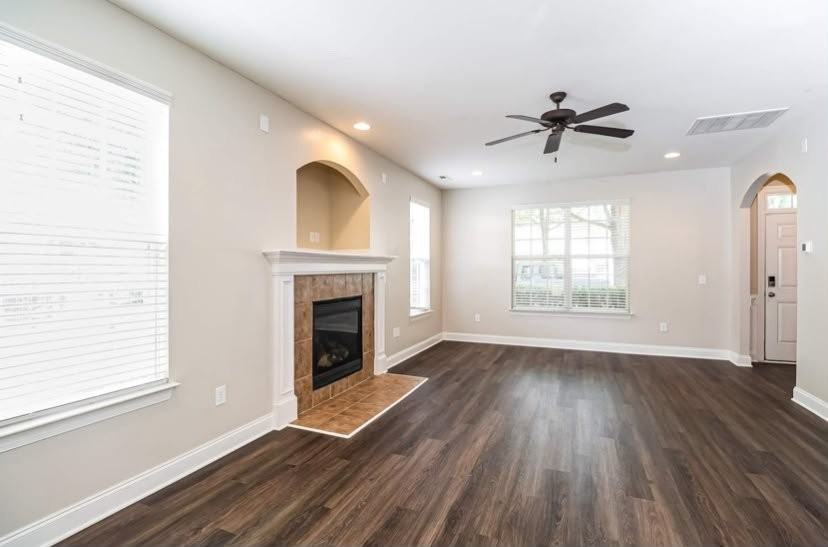 1205 Stonecrop Ln - Photo 5 of 7
