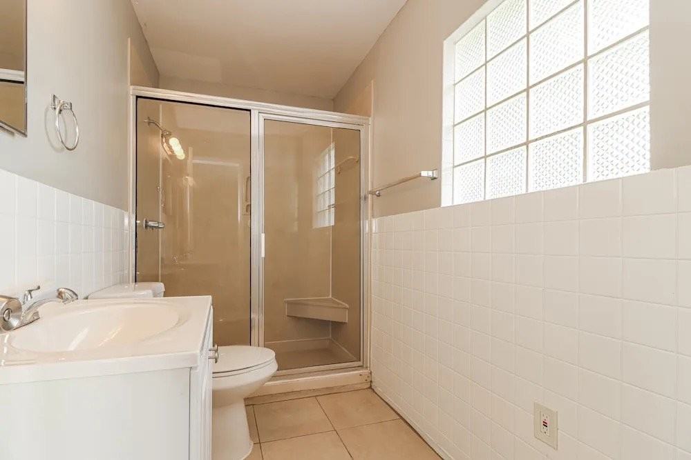 5619 Park Blvd N - Photo 2 of 11