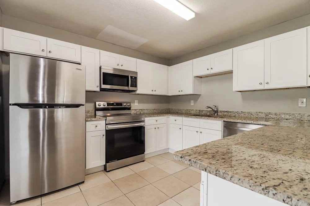 5619 Park Blvd N - Photo 7 of 11