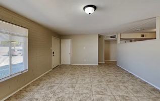 featured image of 5616 W Campbell Ave