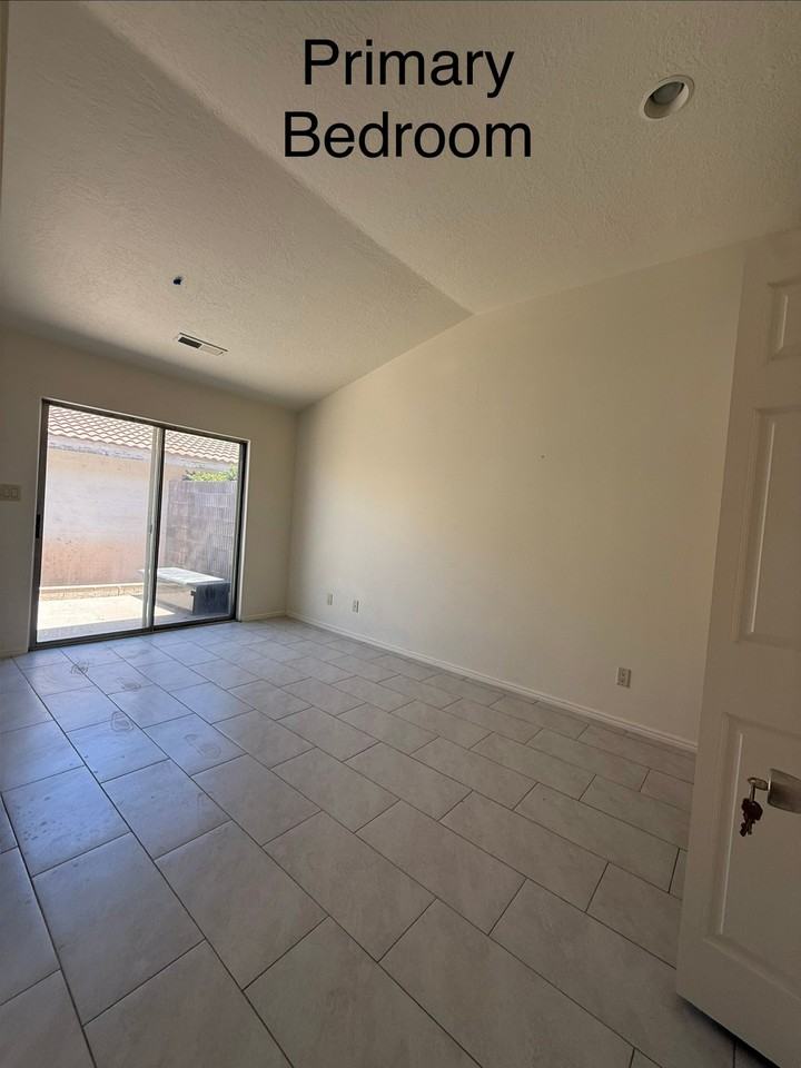 2050 W Canyon View Dr - Photo 6 of 20