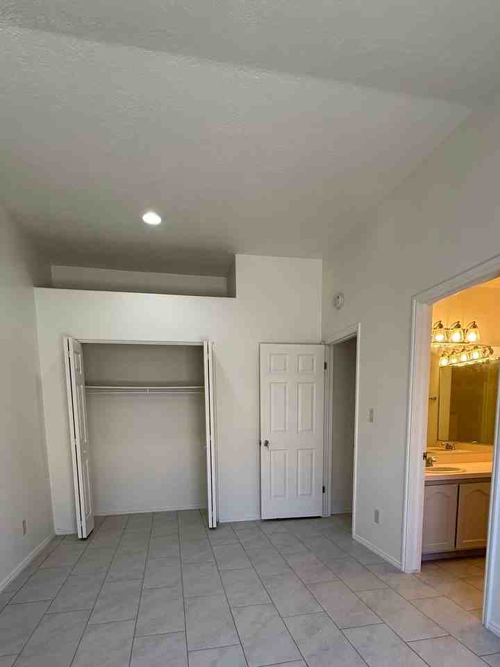 2050 W Canyon View Dr - Photo 7 of 20