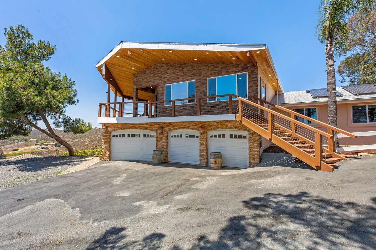 18759 Rangeland Rd - Photo 5 of 20