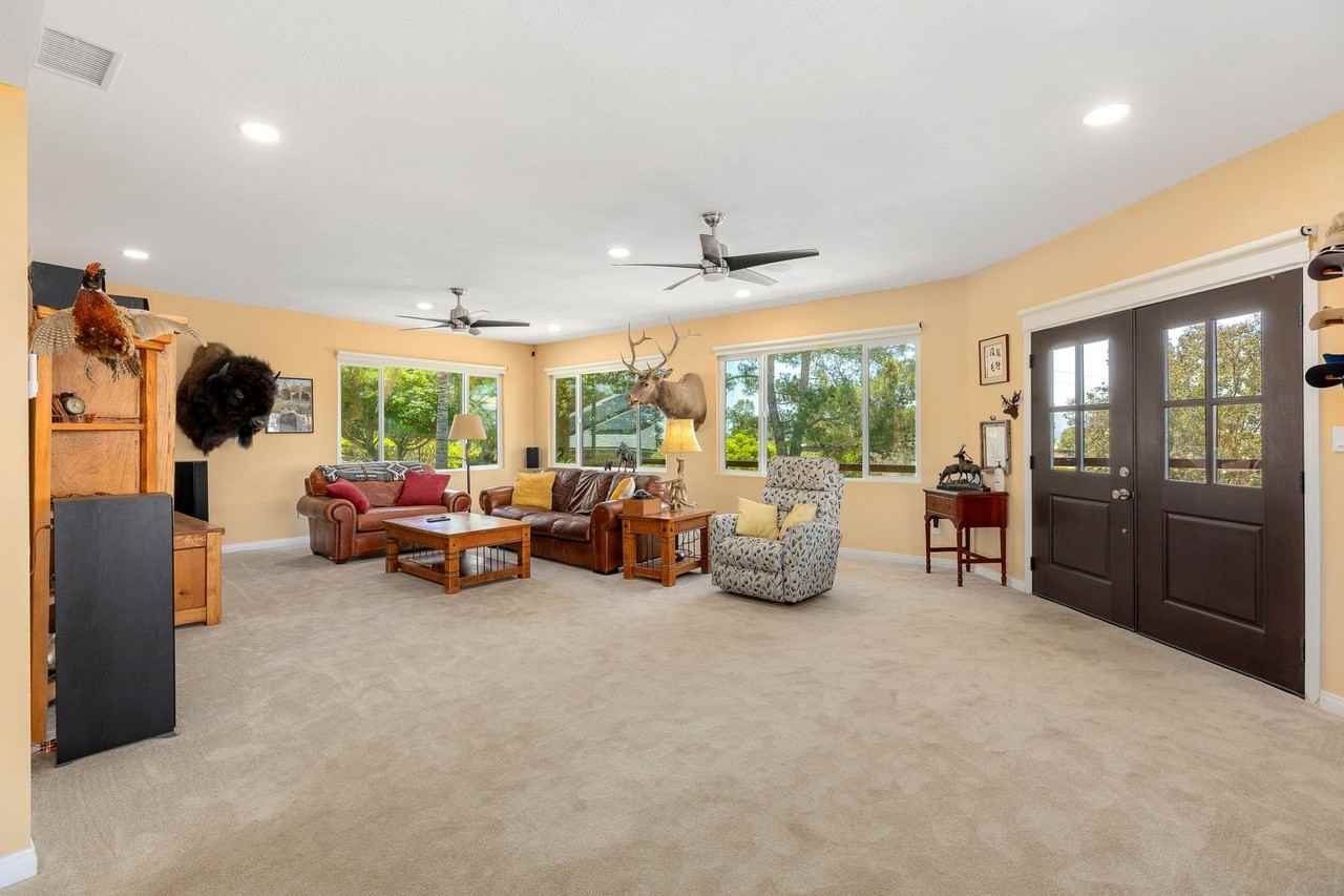 18759 Rangeland Rd - Photo 6 of 20