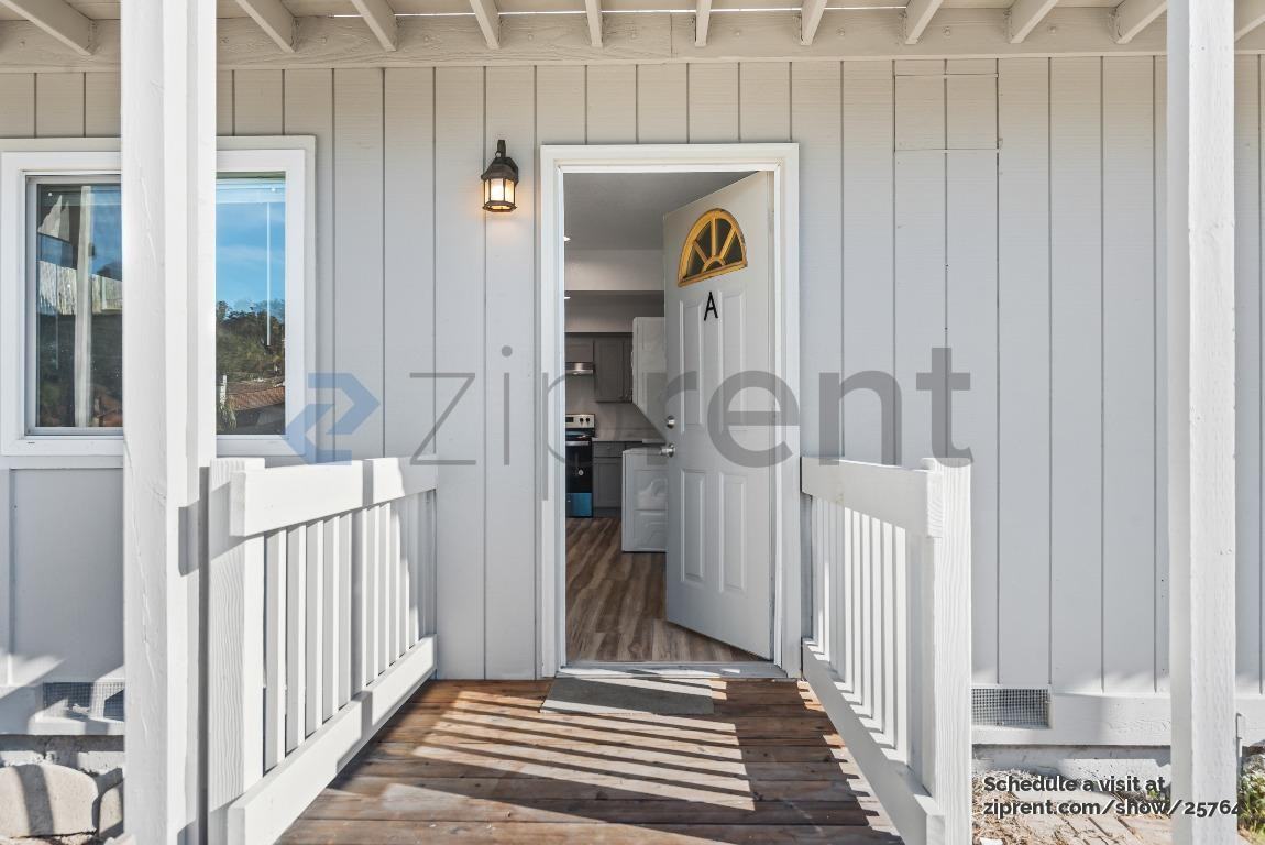 10806 Hubbard Way #A - Photo 4 of 18