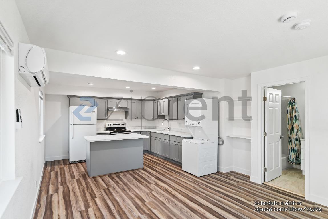 10806 Hubbard Way #A - Photo 7 of 18
