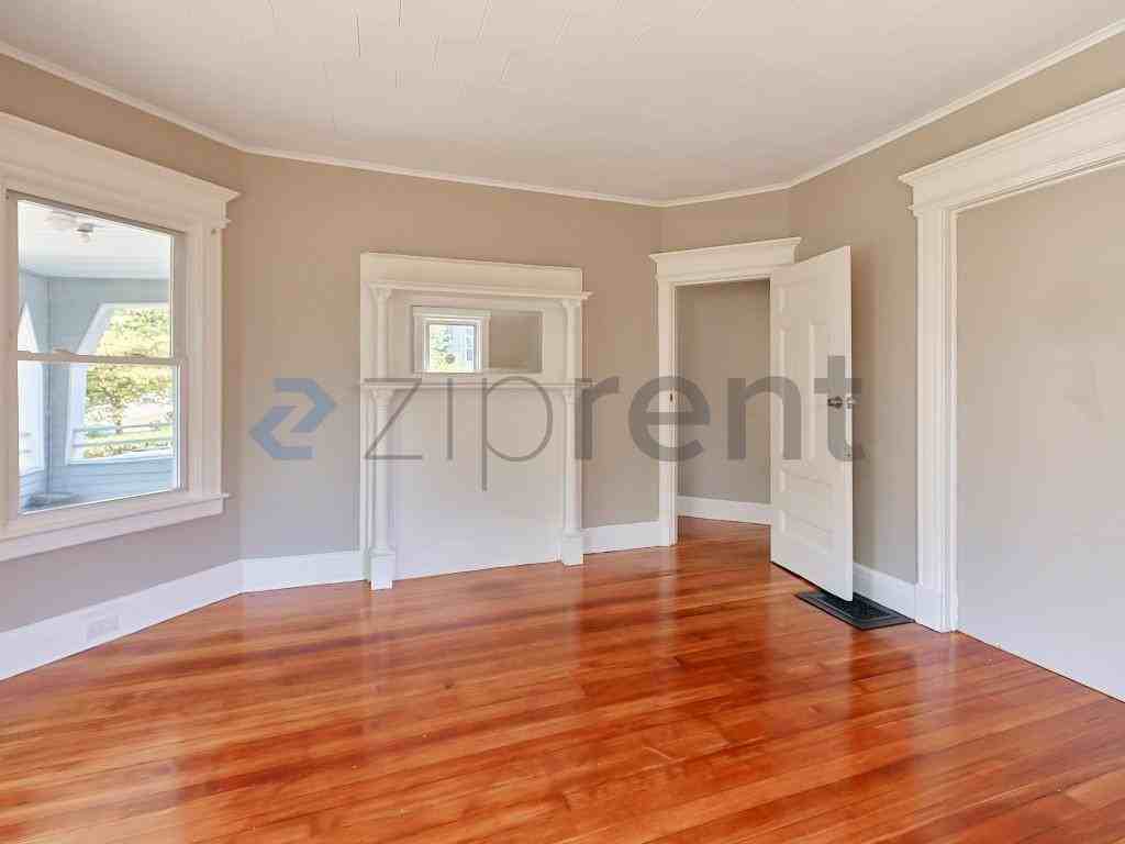30 Forest Park Ave #1 - Photo 6 of 39