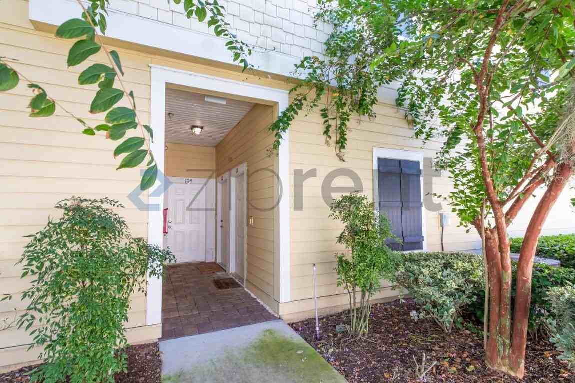 100 Brannan Pl #112 - Photo 5 of 32