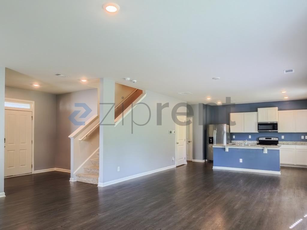 211 Embry Blvd - Photo 6 of 50