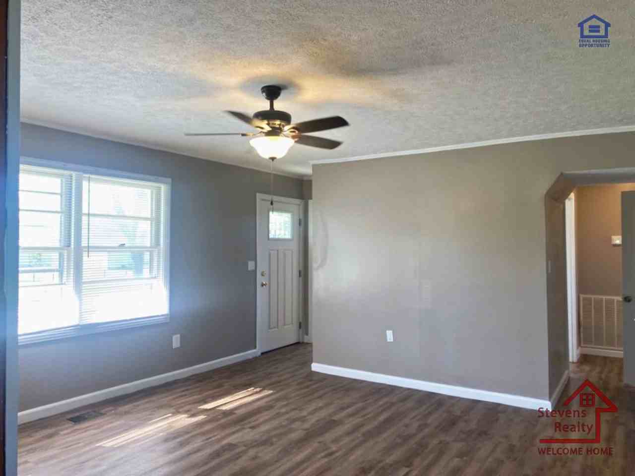 123 Keaton St - Photo 6 of 17