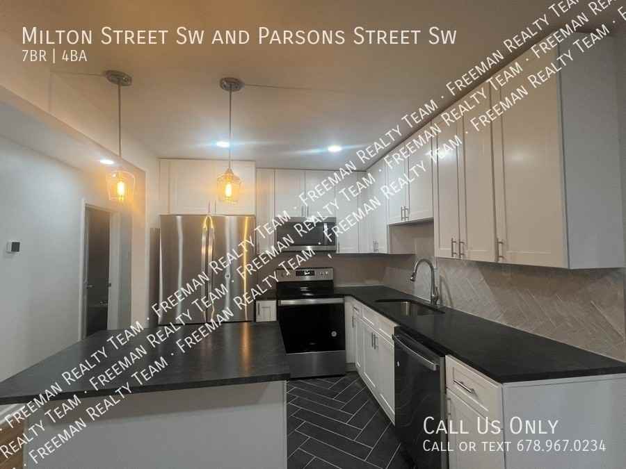 Milton & Parsons Street Sw - Photo 3 of 16
