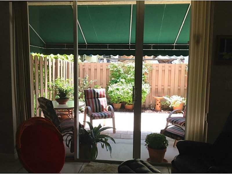 3127 NW 101st Pl - Photo 2 of 2