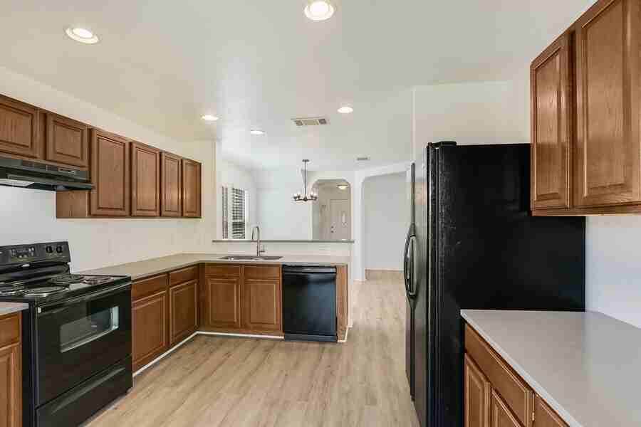1628 Poppy Seed Ln - Photo 6 of 20