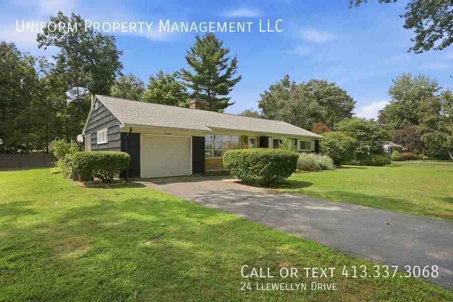 24 Llewellyn Dr - Photo 3 of 28