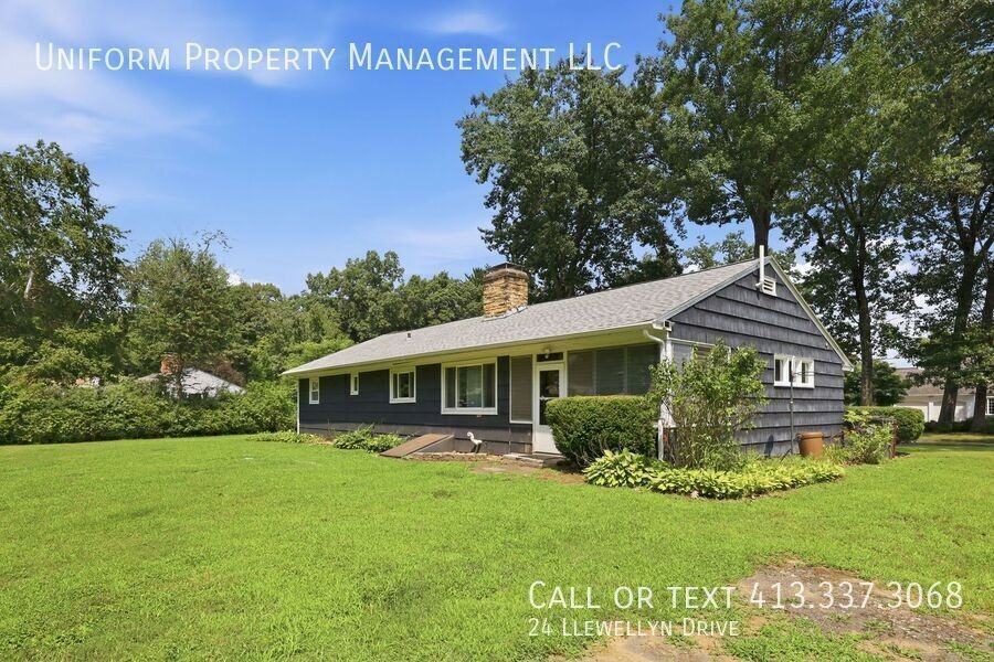 24 Llewellyn Dr - Photo 4 of 28